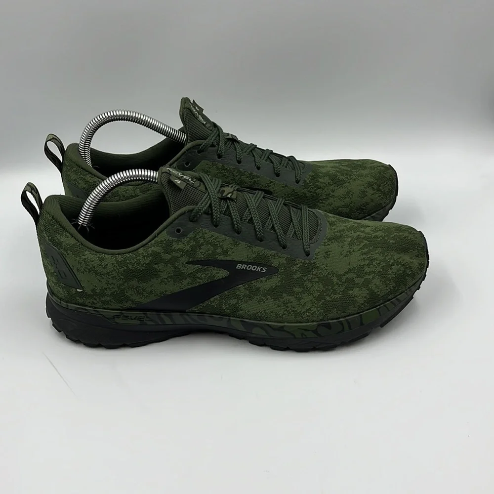 Brooks Revel 4 Running Shoes, Men’s sz 10